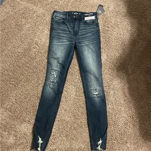 BNWT!! Hollister jegging jeans